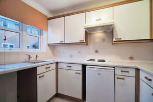 KITCHEN- click for photo gallery